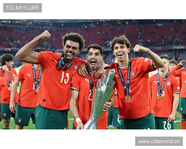 菲利克斯训练完直接去夜店蹦到凌晨？这体力是真实存在的吗